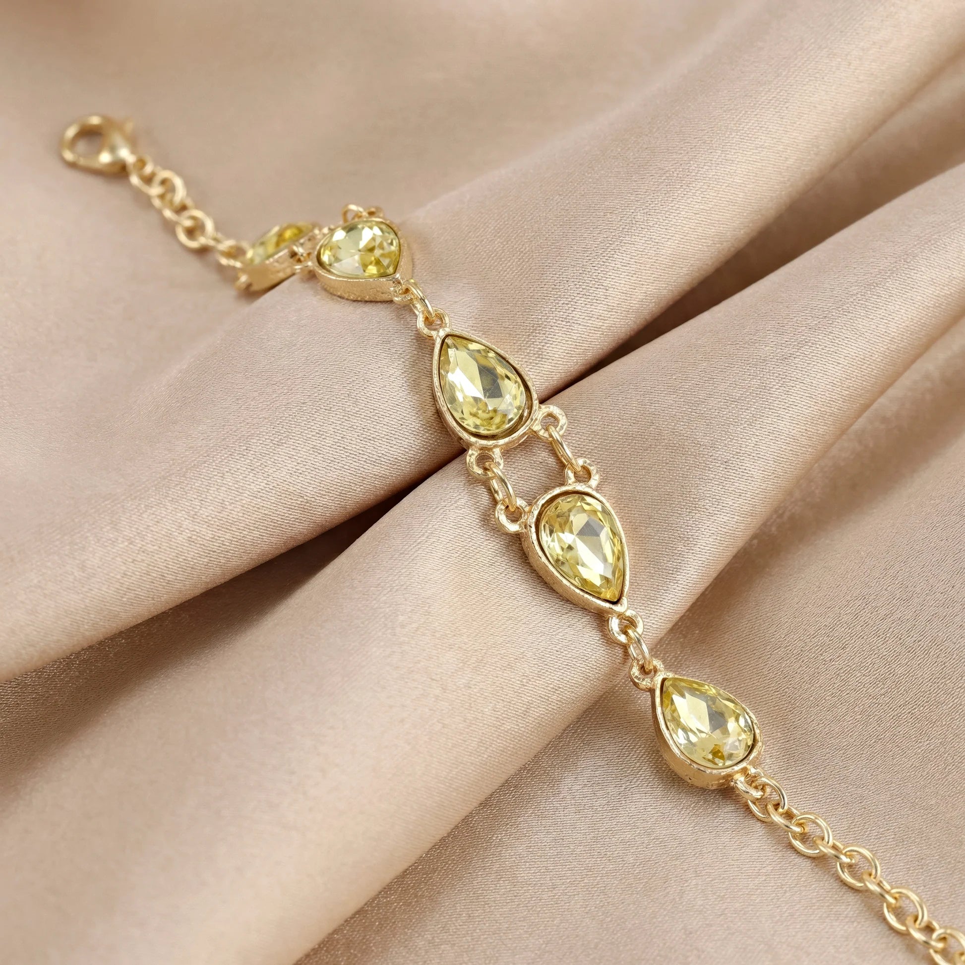 KAYA Golden Dew Bracelet